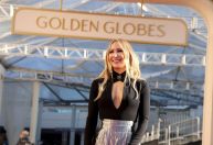 Apresentadora do Globo de Ouro revela quais piadas foram censuradas do evento