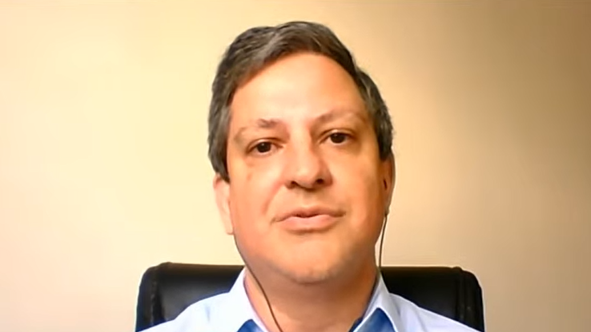 Téo Takar, editor-chefe do Bom Dia Mercado