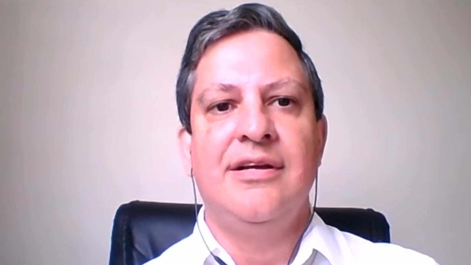 Téo Takar, editor-chefe do Bom Dia Mercado