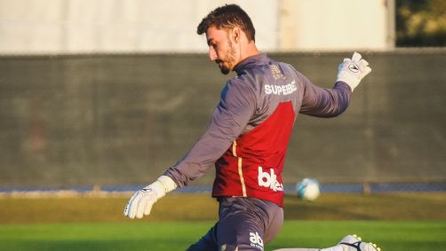 Equipe do São Paulo realiza último treino antes de disputar a FC Series