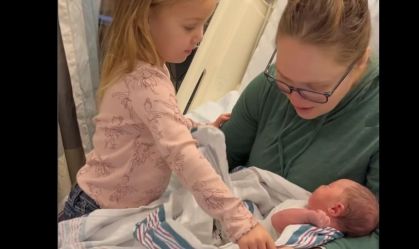 Ronda Rousey se torna mãe pela segunda vez