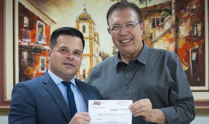 Ex-diretor da PRF que usa tornozeleira terá salário de R$ 18 mil em SC