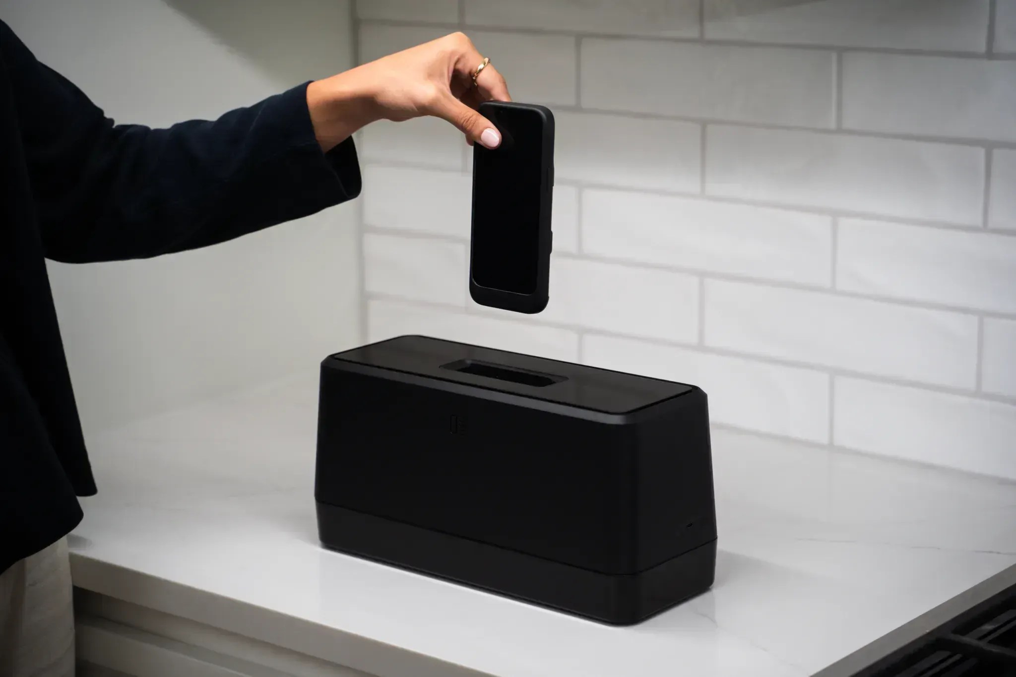 Produto da Swippitt permite carregar a bateria do celular em apenas alguns segundos • Divulgação