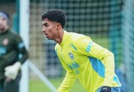 Vitor Reis projeta crescimento de carreira e imagem no Manchester City