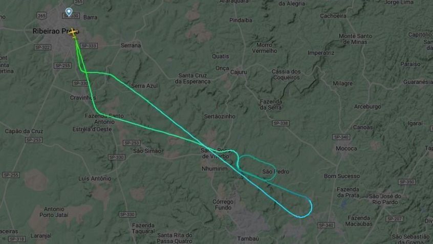 Avião da Voepass voou por cerca de 35 minutos até retornar a Ribeirão Preto (SP) • Reprodução/Flightradar24