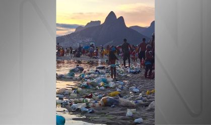 'Marmitas' lideram poluição por microplástico nas praias do Rio de Janeiro