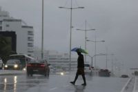 Chuvas intensas provocam alagamentos no Rio de Janeiro