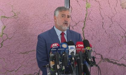 "Não tenho vontade própria", diz Pimenta sobre permanecer no Executivo