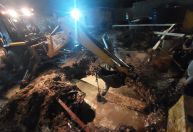 Obra atinge adutora e deixa 320 mil pessoas sem água no Recife