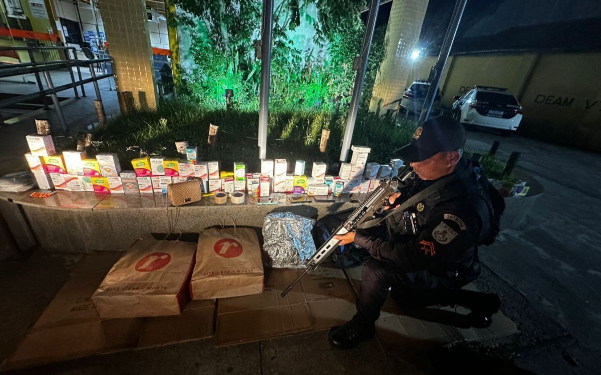 Medicamentos apreendidos pela PM do Rio de Janeiro