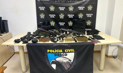 Imagem de destaque do post: Polícia Civil prende milicianos e apreende armas de guerra na Zona Oeste