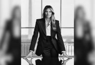 Foto oficial de Melania Trump para novo governo dos EUA é divulgada