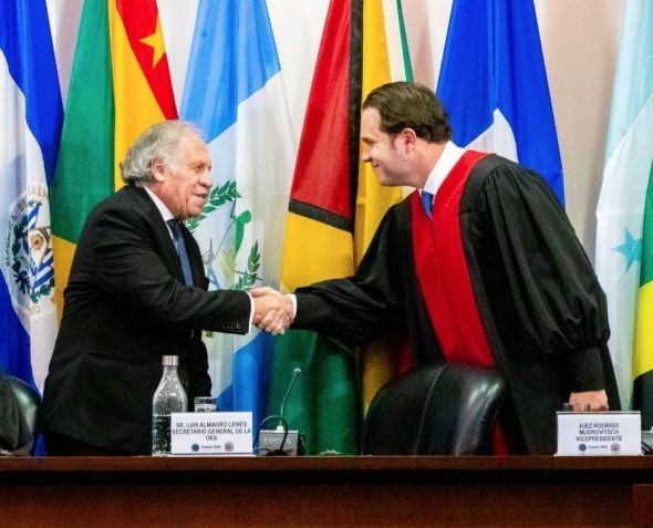 Secretário-geral da OEA, Luis Almagro e o juiz Rodrigo Mudrovitsch • Foto: Marco Antonio Lima