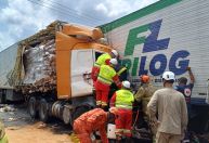 RJ: acidente na Dutra deixa um morto e pelo menos 8 feridos