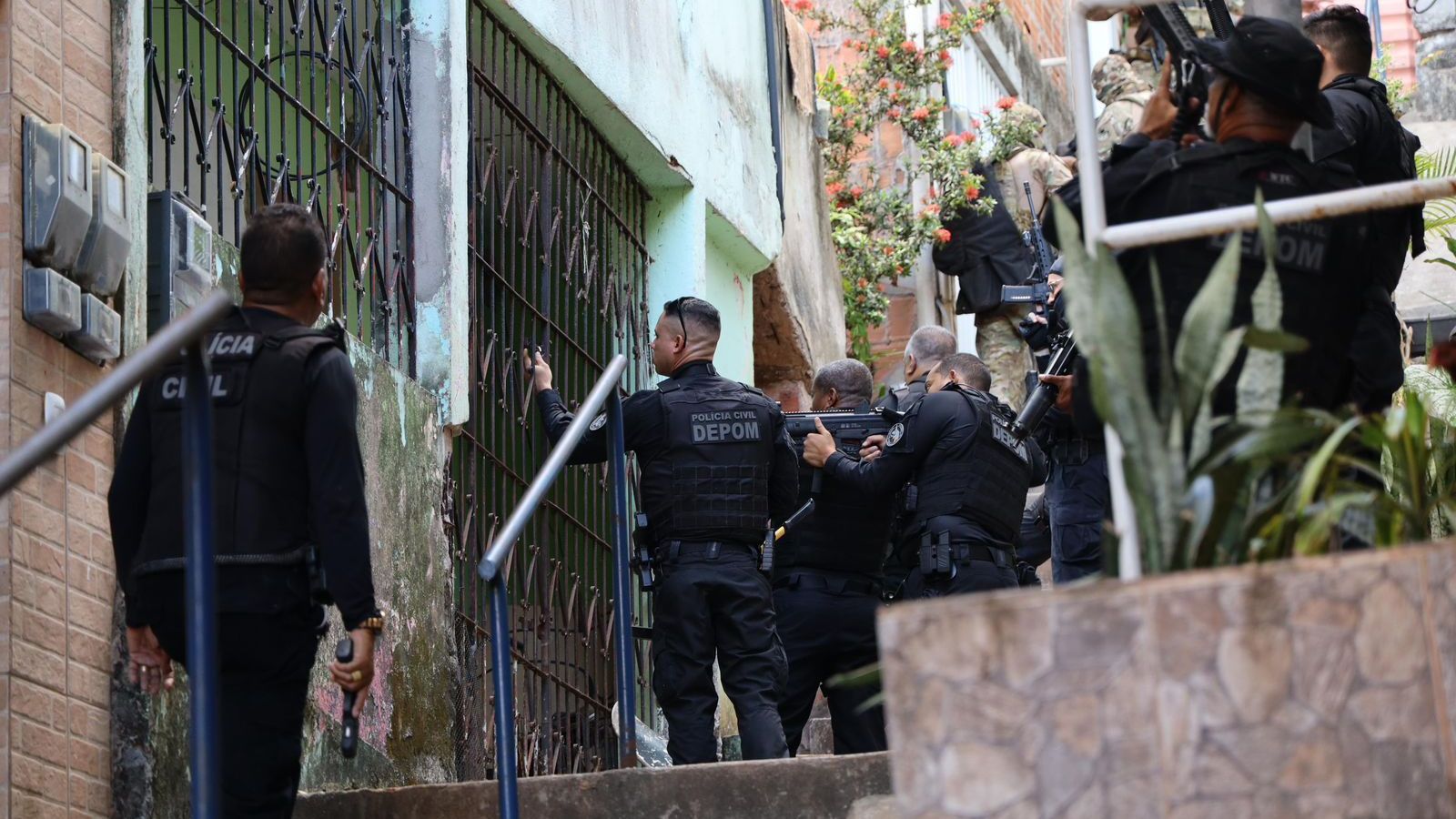 Prende suspeitos reféns Salvador