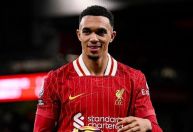 Real Madrid pretende contratar Alexander-Arnold antes do Mundial de Clubes