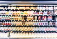 Confiança do consumidor recua em janeiro com pressão de alimentos, diz ACSP