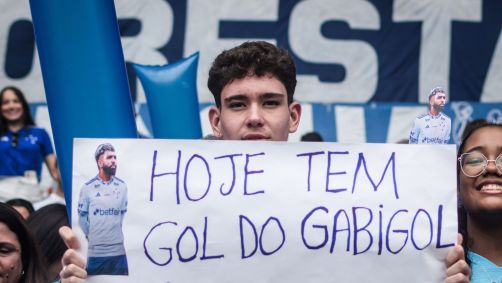 Torcedor do Cruzeiro no Mineirão durante apresentação do Gabigol