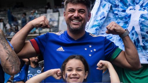 Torcedores do Cruzeiro no Mineirão durante apresentação do Gabigol