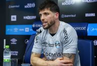 Tiago Volpi se define como “patinho feio” no Grêmio e reage à rejeição