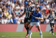 Estreante do Atlético-MG, Gabriel Menino se assusta com ritmo do clássico