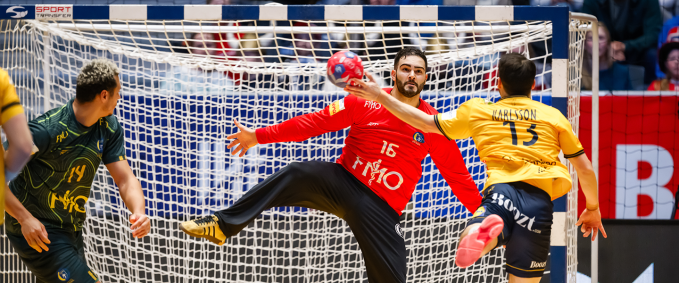 Brasil vence a Suécia e se classifica para as quartas do Mundial