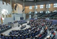 Parlamento da Alemanha vota aumento histórico de gastos nesta terça (18)