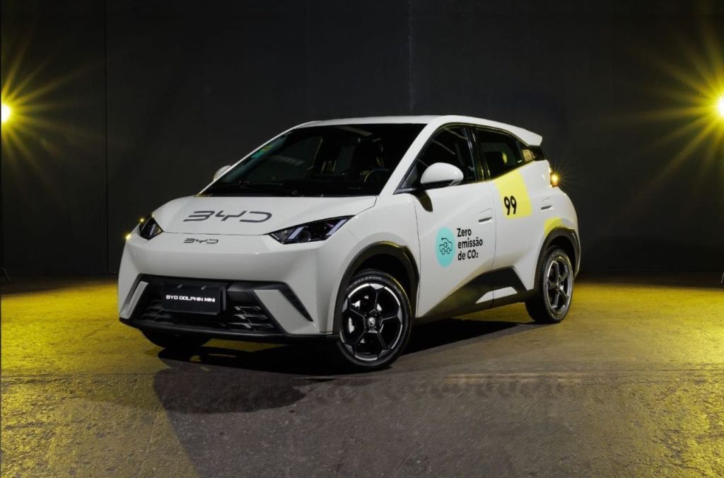 BYD Dolphin Mini tem configurações para quatro ou cinco ocupantes