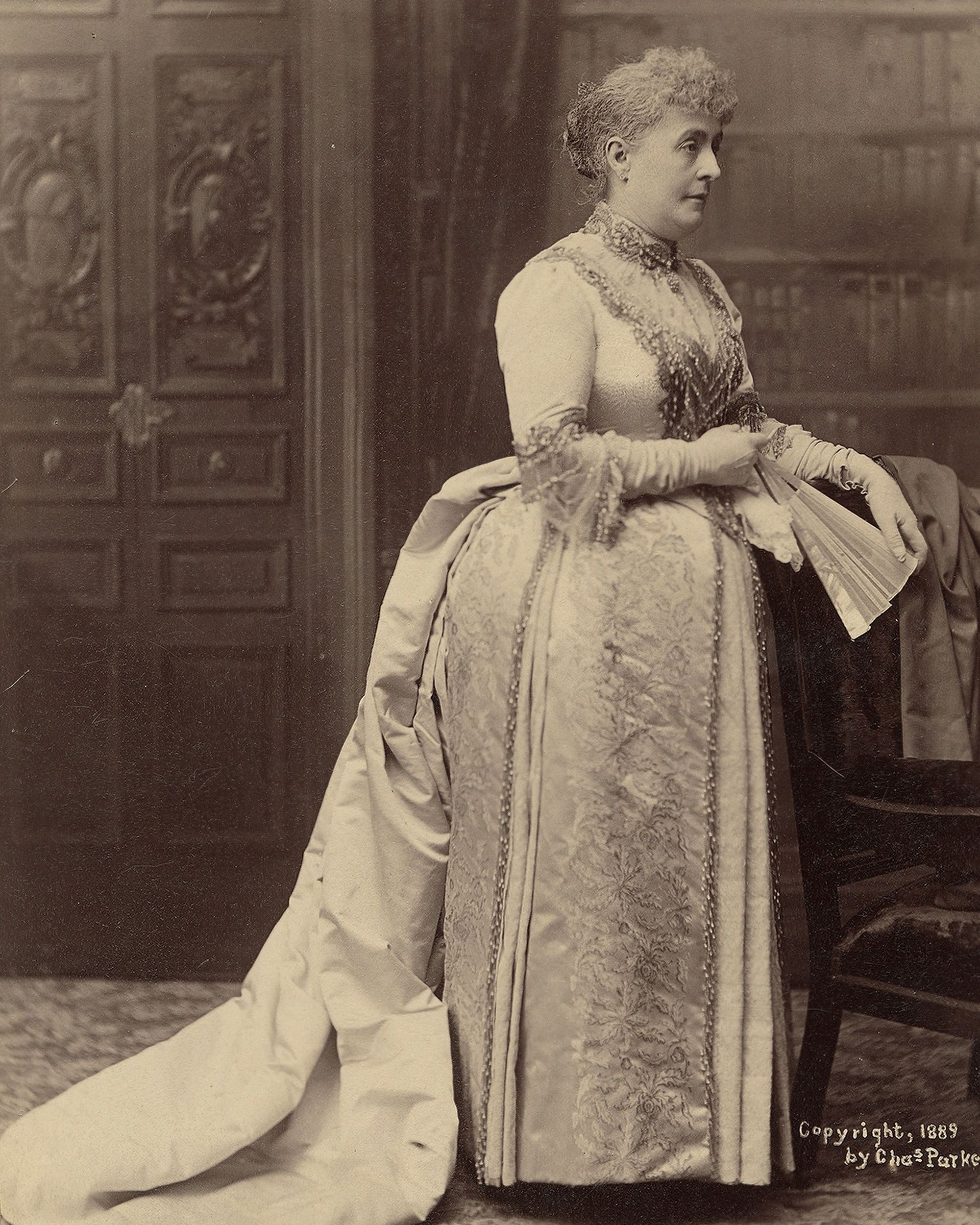 Caroline Harrison em seu vestido feito exclusivamente nos Estados Unidos • Charles Parker/Benjamin Harrison Presidential Site via CNN Newsource