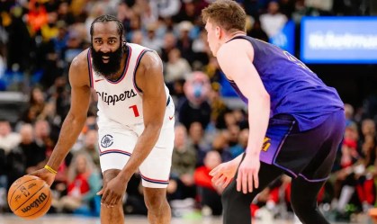 James Harden, dos Clippers, em jogo que garantiu a vitória contra os Lakers