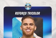 Grêmio anuncia volante Cuéllar como novo reforço
