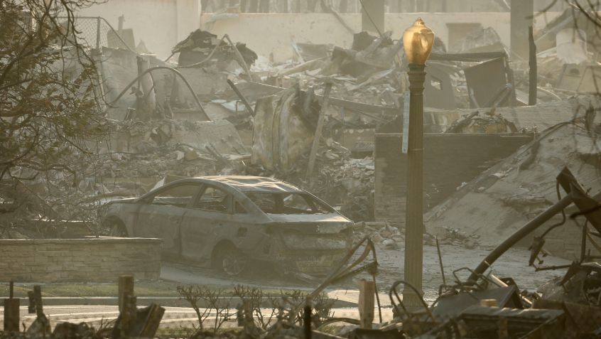 Área atingida por incêndios em Los Angeles. • REUTERS