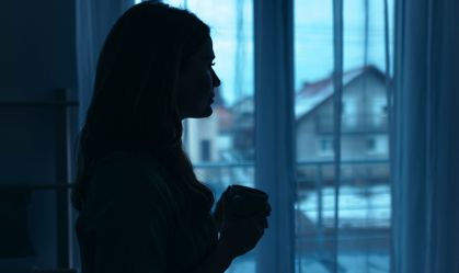 Psiquiatra lança livro que retrata diferença entre tristeza e depressão