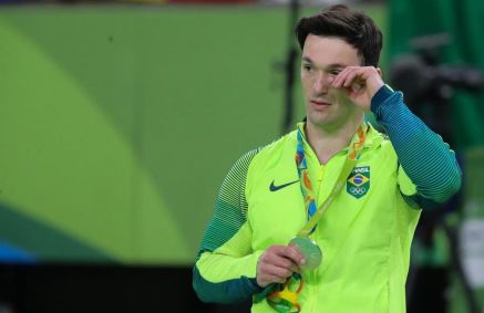 Diego Hypólito foi medalha de prata na Rio-2016