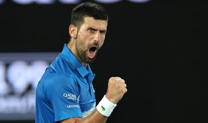Djokovic leva sufoco de jovem de 19 anos, mas vence no Australian Open