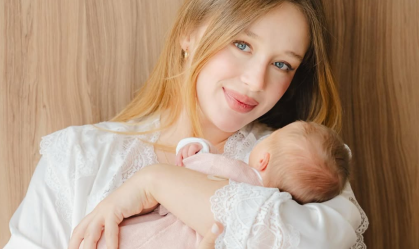 Duda Reis sobre maternidade: "Não tem regra"