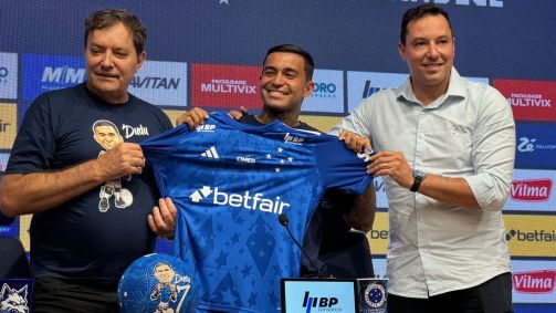 Dudu foi apresentado no Cruzeiro