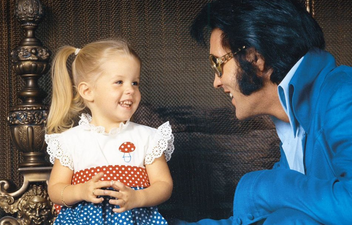 Lisa Marie Presley diz que itens de Elvis foram roubados horas