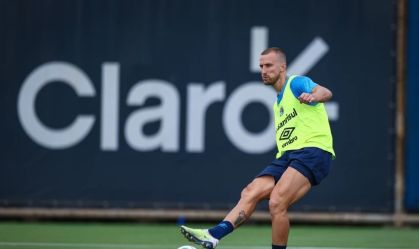 Rodrigo Ely, zagueiro do Grêmio