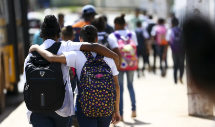 Volta às aulas 2025: veja o calendário escolar do Tocantins