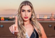 Miss que jogou bomba em gatos pode ter pena de 5 anos de prisão; entenda