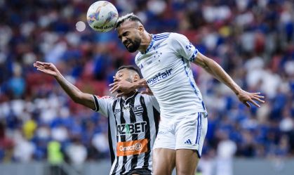 Com gol contra de Fabrício Bruno, Cruzeiro perde para o Athletic no Mineiro