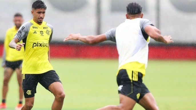 Flamengo se prepara visando a estreia do Carioca