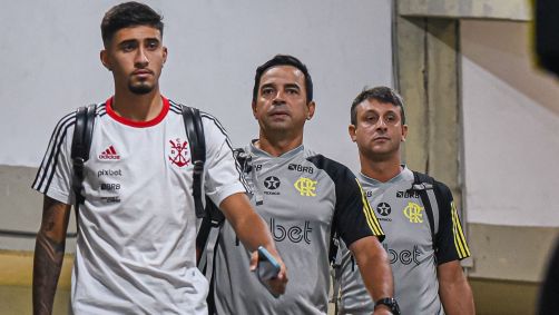 Chegada do Flamengo ao estádio Amigão para o jogo contra o Madureira