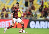 Flamengo vence o Sampaio Corrêa e entra na zona de classificação do Carioca