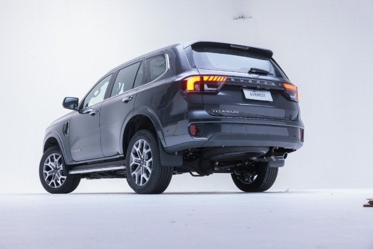 Pajero Sport e SW4 são alguns dos concorrentes do Everest • Ford/Divulgação