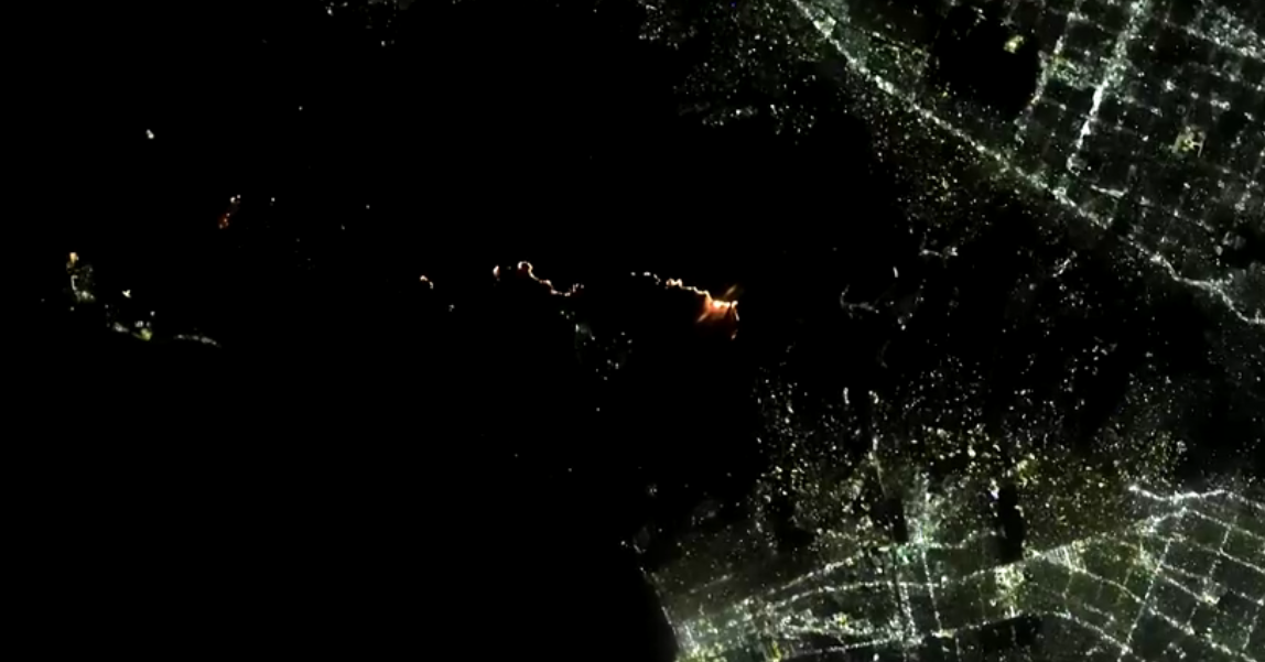 Fotos espaciais mostram extensão do incêndio Palisades em Los Angeles. • Alexander Gorbunov via Roscosmos Handout