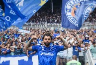 Gabigol aluga mansão de luxo avaliada em R$ 25 milhões; veja fotos