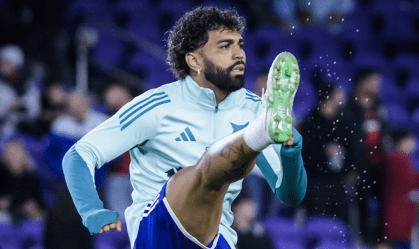 Gabigol durante treino da pré-temporada nos Estados Unidos