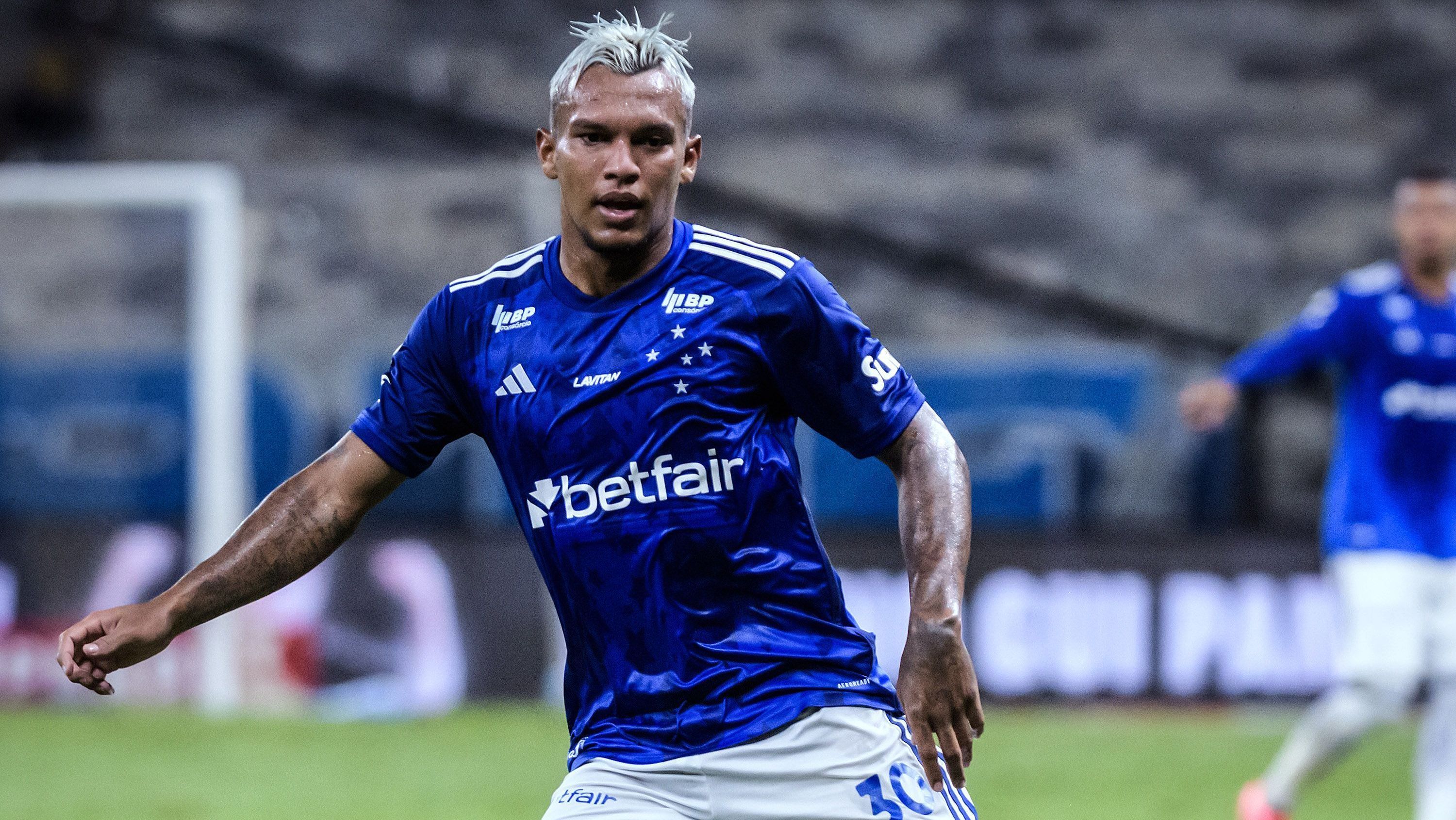 Gabriel Veron em partida do Cruzeiro